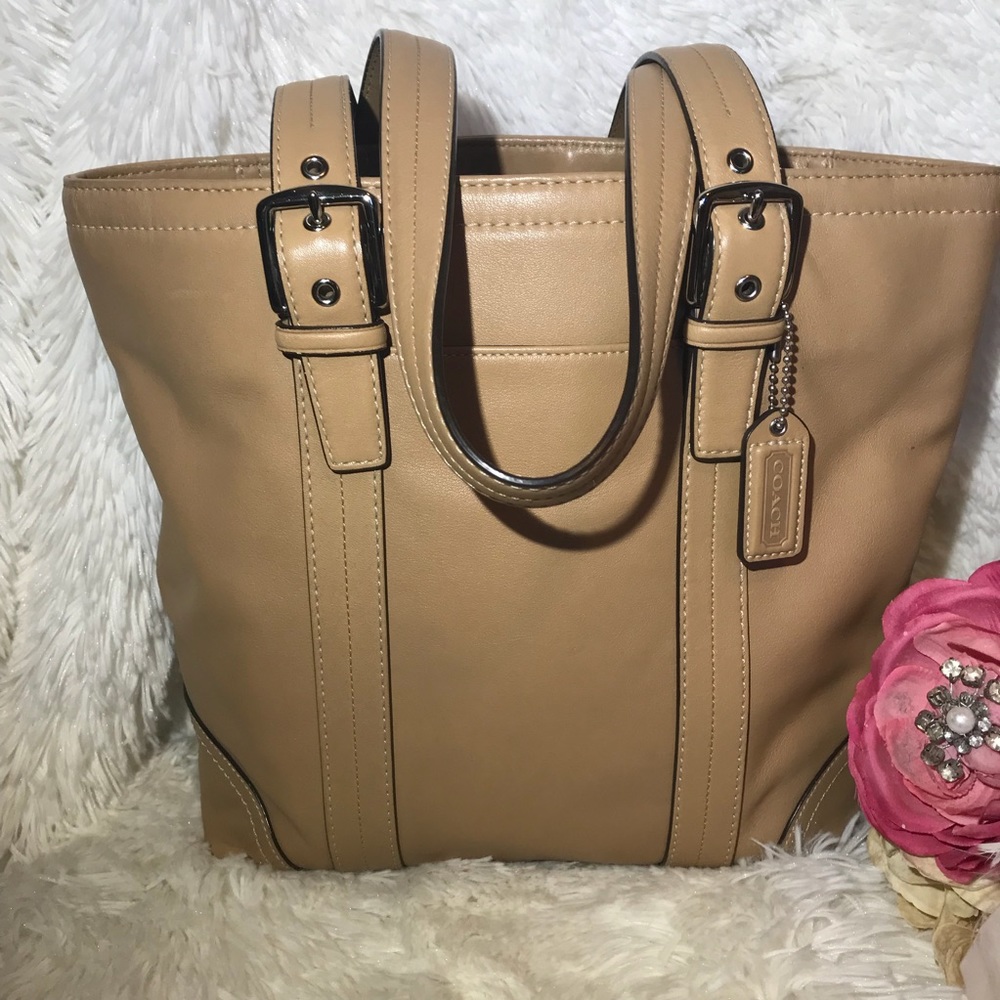 Coach tan tote bag